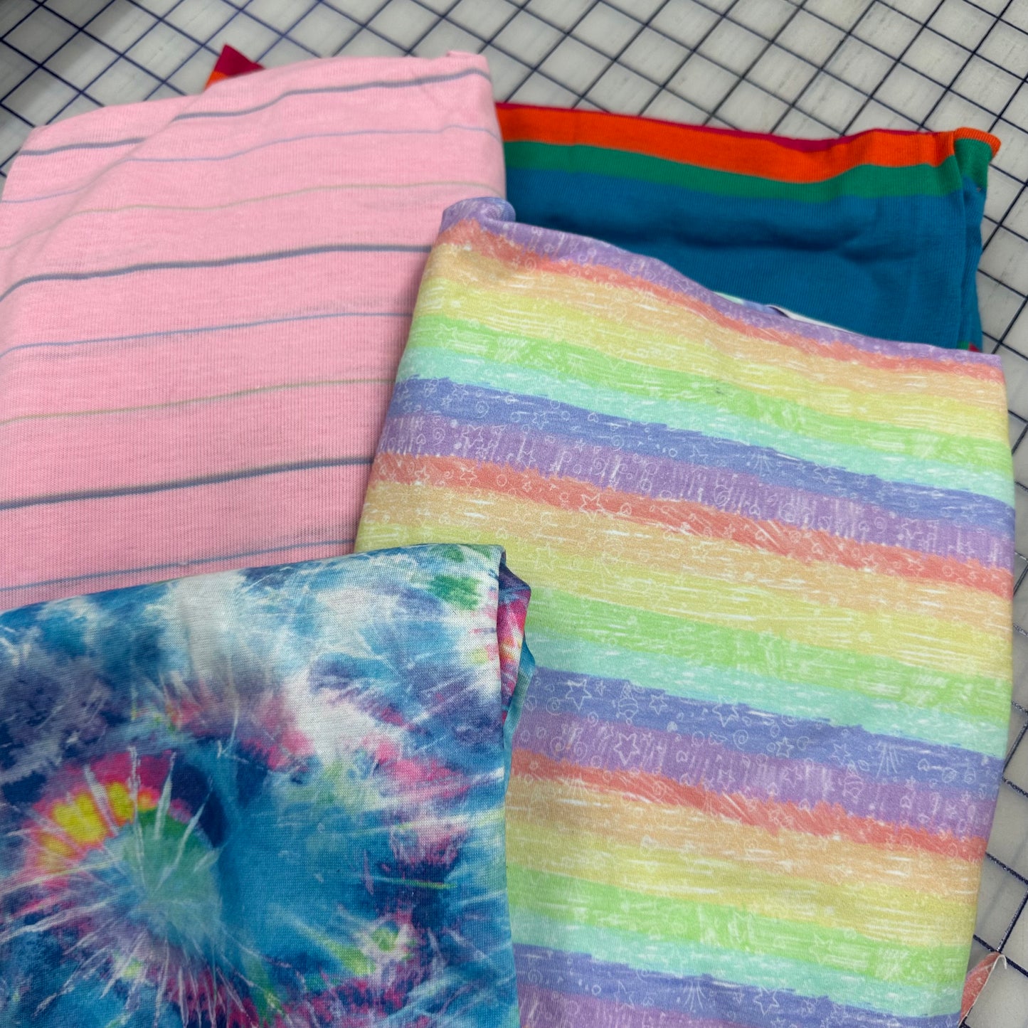 Stripe and Tie Dye Fabric Bundle G1010 - Nature's Fabrics