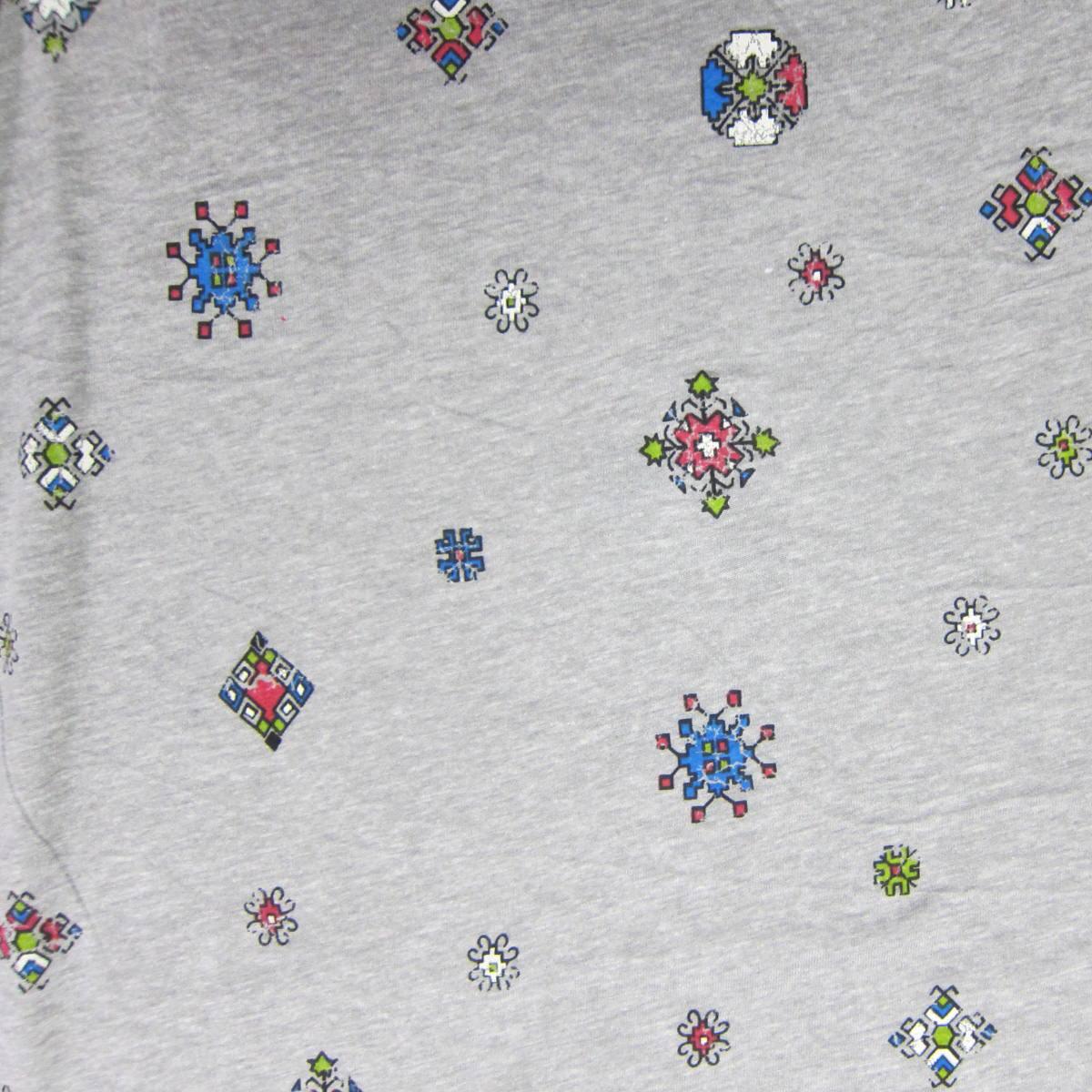 Aztecs on Gray Cotton/Poly Jersey Fabric - Nature's Fabrics