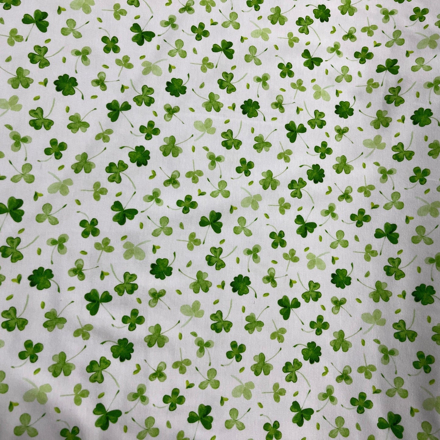Shamrocks on White Bamboo/Spandex Jersey Fabric - Nature's Fabrics